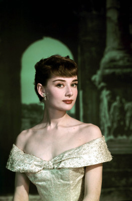 photo 29 in Audrey Hepburn gallery [id142894] 2009-03-23 00:00:00