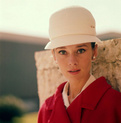 photo 6 in Audrey Hepburn gallery [id207103] 2009-11-13 00:00:00