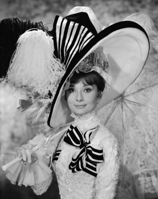 Audrey Hepburn pic #75443