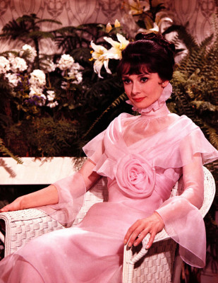 Audrey Hepburn pic #249825