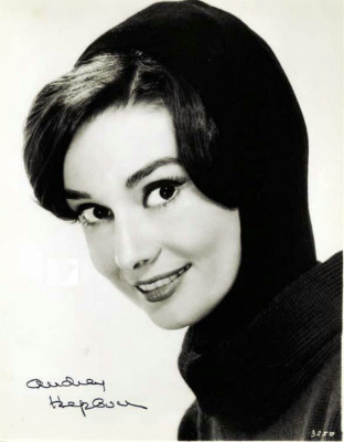 photo 29 in Audrey Hepburn gallery [id400371] 2011-06-07 00:00:00