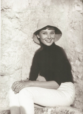 Audrey Hepburn pic #480005