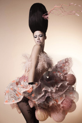 Aura Dione pic #499598