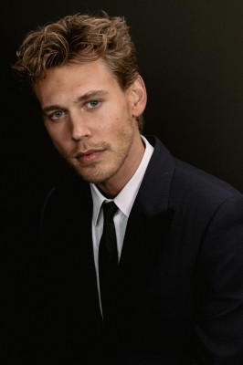 Austin Butler by Chelsea Loren for Virtuosos Awards at 38th SBIFF 02/15/2023