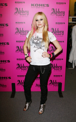 Avril Lavigne pic #159348