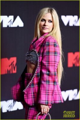 Avril Lavigne - MTV VMA in New York 09/12/2021