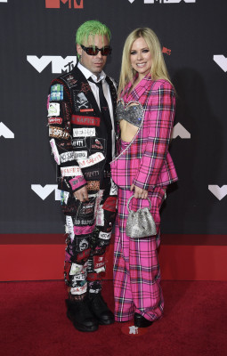 Avril Lavigne - MTV VMA in New York 09/12/2021