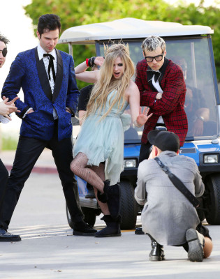 photo 23 in Avril Lavigne gallery [id633389] 2013-05-12 00:00:00