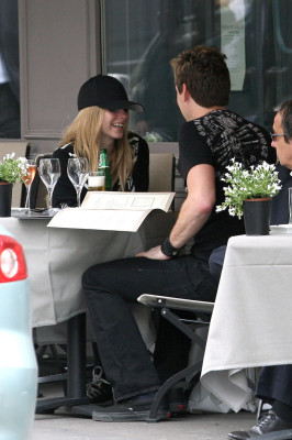 photo 29 in Avril Lavigne gallery [id551641] 2012-08-23 00:00:00
