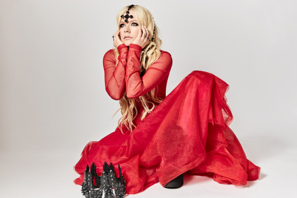 Avril Lavigne - &#039;I Fell In Love With The Devil&#039; Photoshoot (2019)