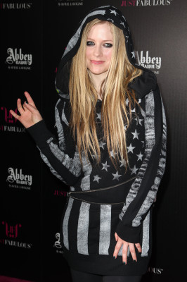 photo 26 in Lavigne gallery [id491019] 2012-04-03 00:00:00