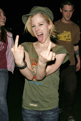 photo 8 in Lavigne gallery [id52714] -0001-11-30 00:00:00