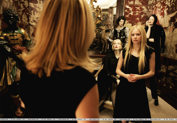photo 16 in Lavigne gallery [id61830] -0001-11-30 00:00:00