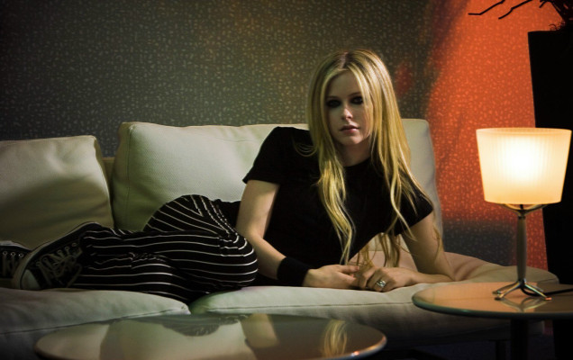 photo 24 in Avril Lavigne gallery [id141854] 2009-03-20 00:00:00