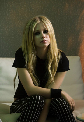 photo 26 in Lavigne gallery [id141976] 2009-03-20 00:00:00