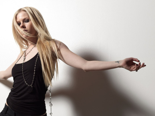 Avril Lavigne pic #141971