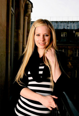 Avril Lavigne pic #156175
