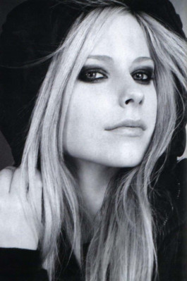 photo 29 in Lavigne gallery [id141846] 2009-03-20 00:00:00