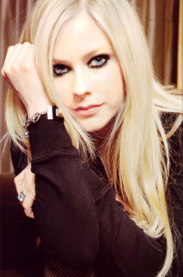 photo 4 in Avril Lavigne gallery [id141841] 2009-03-20 00:00:00