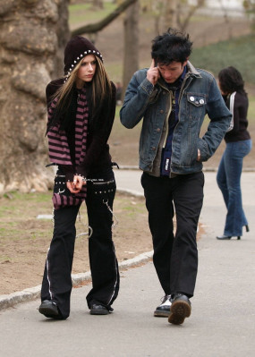 photo 21 in Lavigne gallery [id14611] -0001-11-30 00:00:00