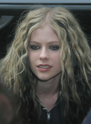 photo 15 in Avril gallery [id16150] -0001-11-30 00:00:00