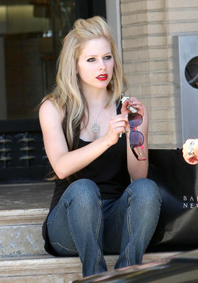 Avril Lavigne pic #180286