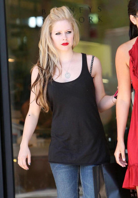 Avril Lavigne pic #180287