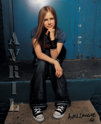 photo 17 in Lavigne gallery [id23358] -0001-11-30 00:00:00