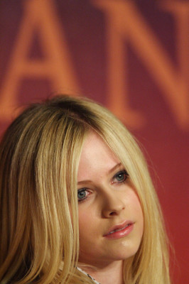 Avril Lavigne pic #229660