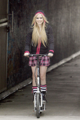 Avril Lavigne pic #202255