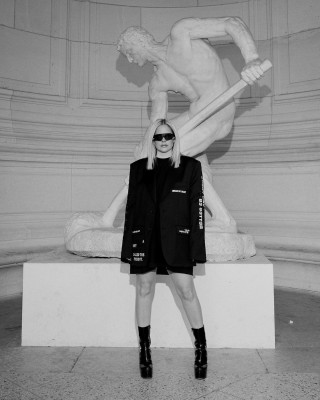 Avril Lavigne ~ IG Photoshoot in Paris Fashion Week 