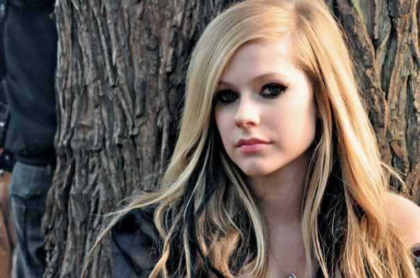 Avril Lavigne pic #245899