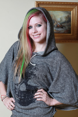 Avril Lavigne pic #552039