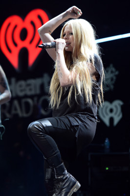 photo 9 in Avril Lavigne gallery [id687445] 2013-12-27 00:00:00