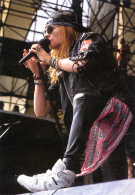 photo 24 in Axl Rose gallery [id36037] -0001-11-30 00:00:00