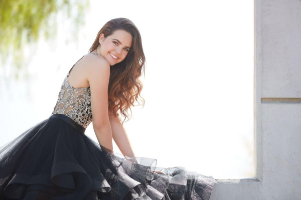 Bailee Madison – Spring 2017 Madison James Ad Campaign