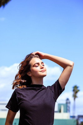 Bailee Madison pic #1080729
