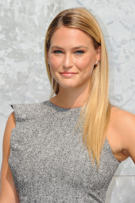 Bar Refaeli pic #423029