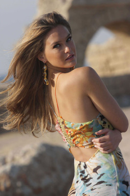 photo 24 in Refaeli gallery [id208701] 2009-11-18 00:00:00