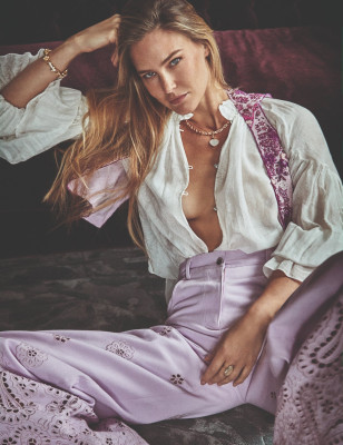 Bar Refaeli ~ Elle Spain December 2022