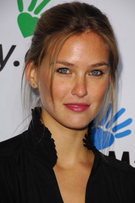 photo 4 in Refaeli gallery [id135243] 2009-02-16 00:00:00