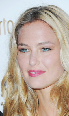 Bar Refaeli pic #401992