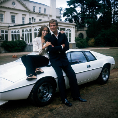 photo 15 in Barbara Bach gallery [id377629] 2011-03-28 00:00:00