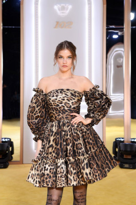 Barbara Palvin – Calzedonia Leg Show in Verona 