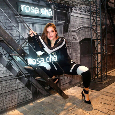 Barbara Palvin – Rosa Chá Launch in São Paulo, Brazil