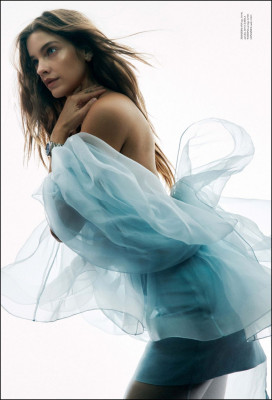 Barbara Palvin – for InStyle Australia, Summer 2024