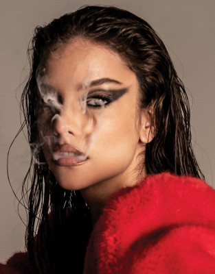 Barbara Palvin by Ricardo Gomes for L&#039;Officiel Italia  // Summer 2021