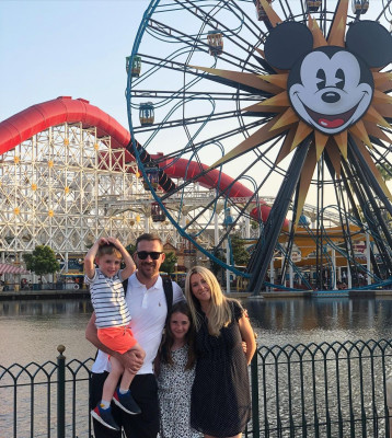 Barry Sloane - Disneyland 08/06/2021