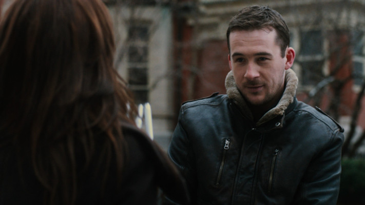 Barry Sloane  pic #890893
