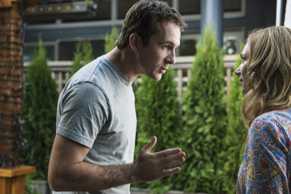 Barry Sloane  pic #884183